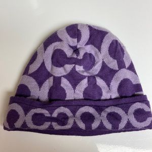 COACH beanie - purple op art